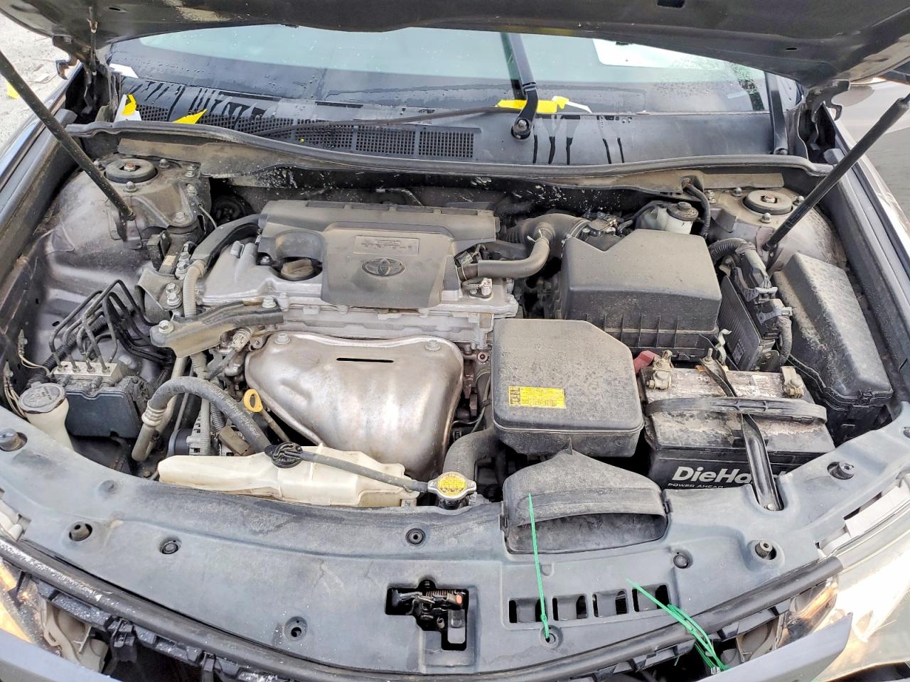 2012 TOYOTA CAMRY BASE photo 11
