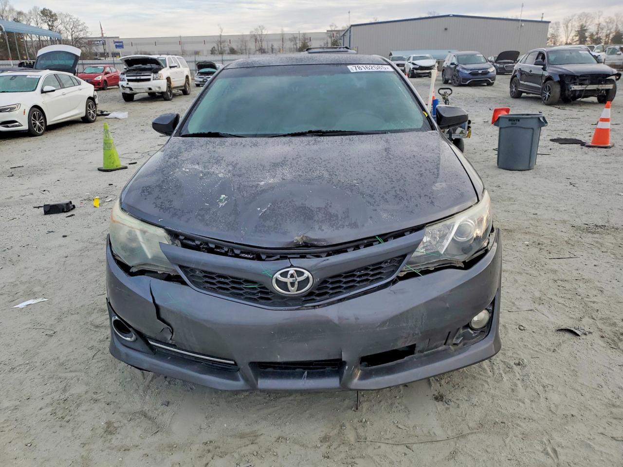 2012 TOYOTA CAMRY BASE photo 5