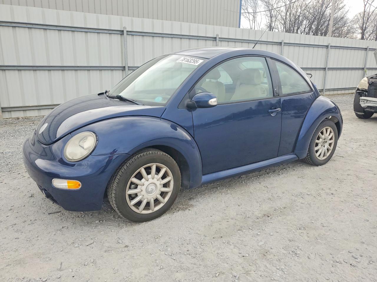 2004 VOLKSWAGEN NEW BEETLE