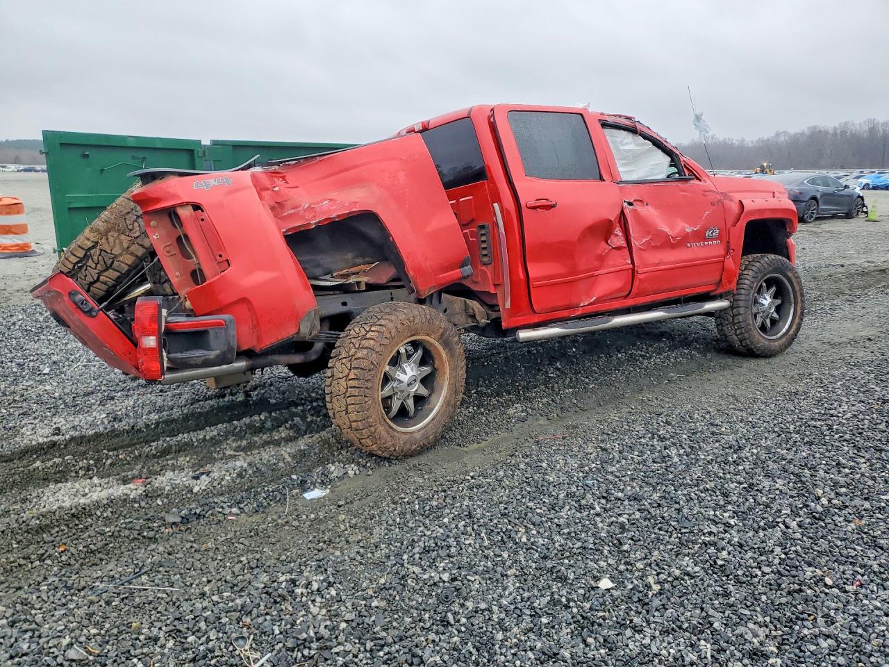 2017 CHEVROLET SILVERADO K1500 LT photo 7