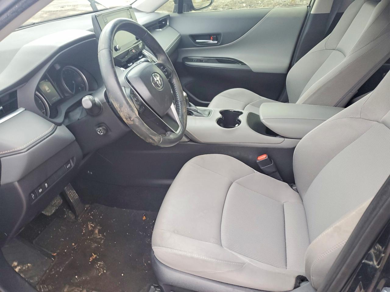 2021 TOYOTA VENZA LE photo 7