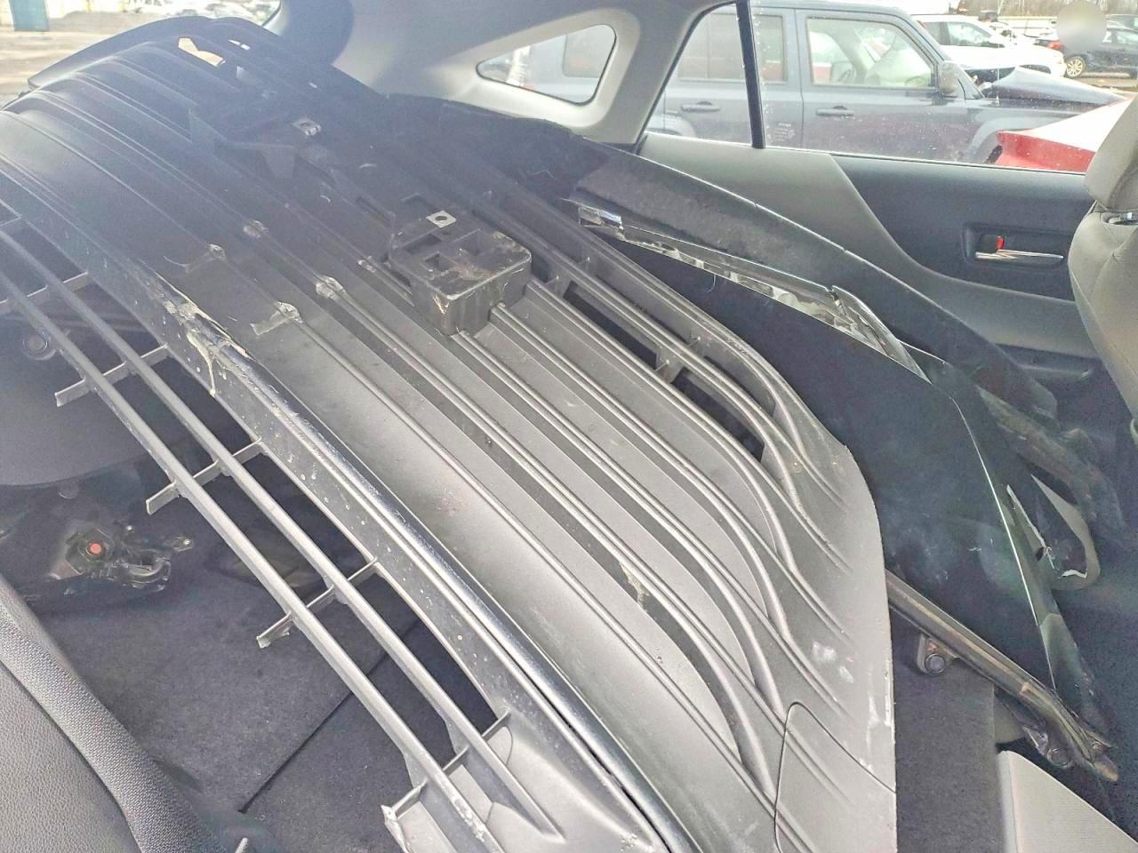 2021 TOYOTA VENZA LE photo 11