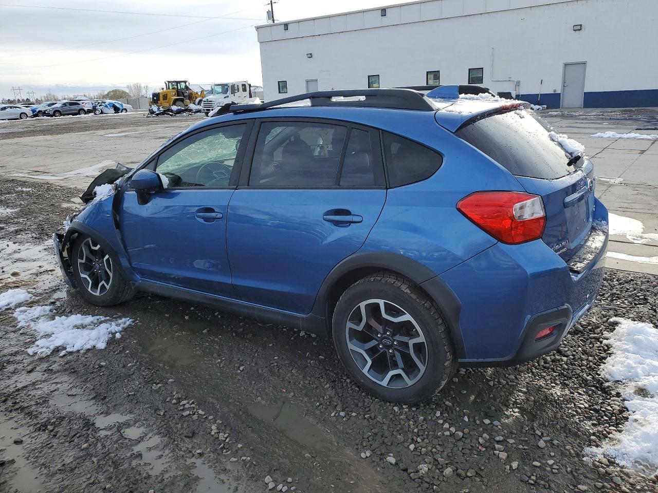 2017 SUBARU CROSSTREK PREMIUM photo 2