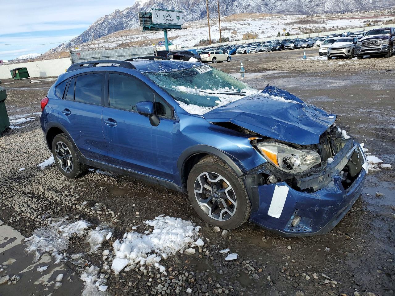 2017 SUBARU CROSSTREK PREMIUM photo 4