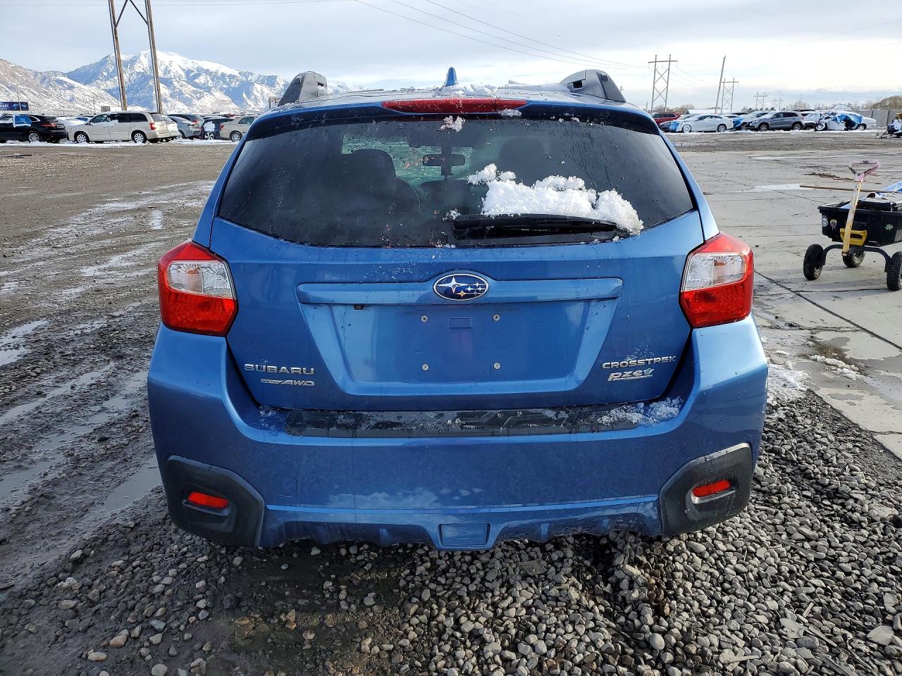 2017 SUBARU CROSSTREK PREMIUM photo 6