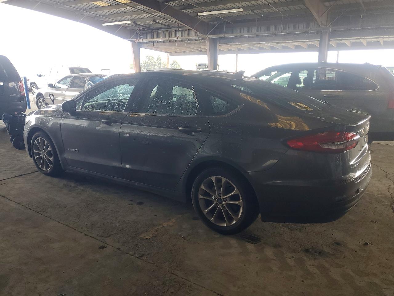 2019 FORD FUSION SE photo 3