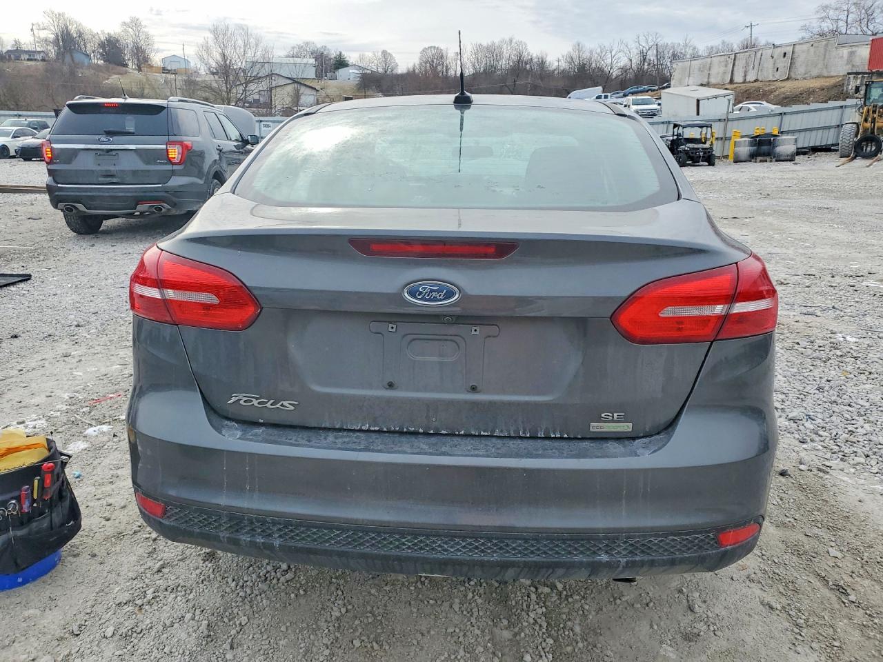 2018 FORD FOCUS SE photo 16