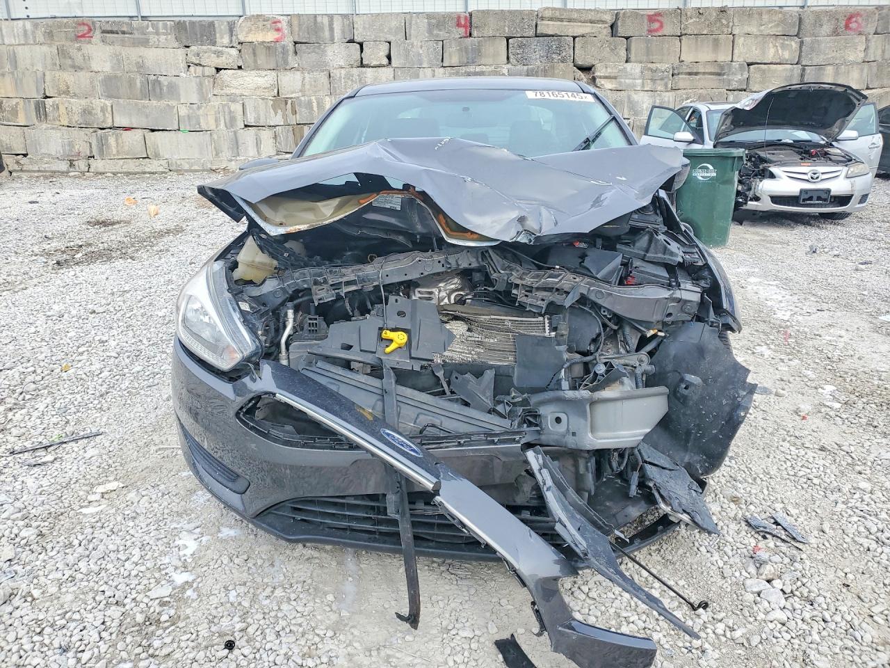 2018 FORD FOCUS SE photo 13