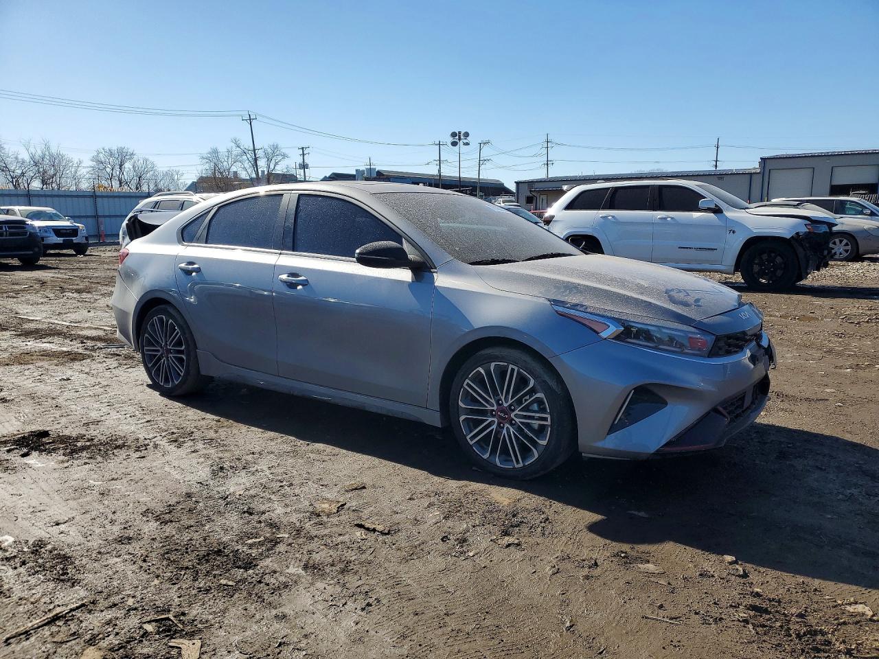 2024 KIA FORTE GT photo 10