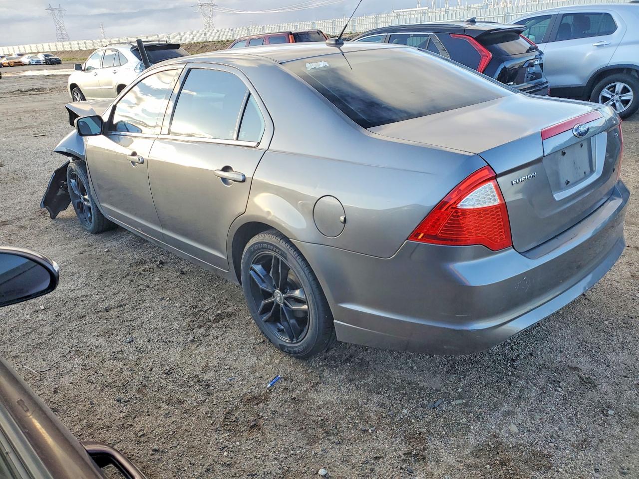 2010 FORD FUSION SE photo 4