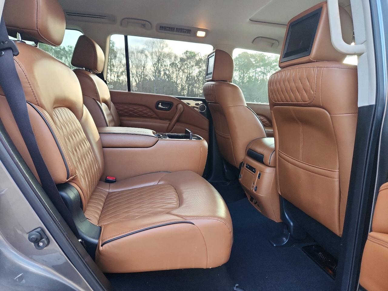 2018 INFINITI QX80 BASE photo 31