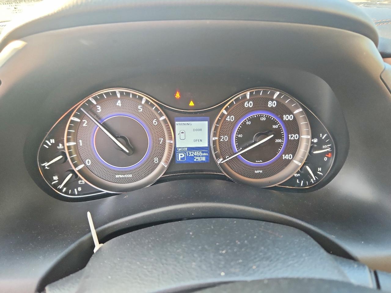 2018 INFINITI QX80 BASE photo 25