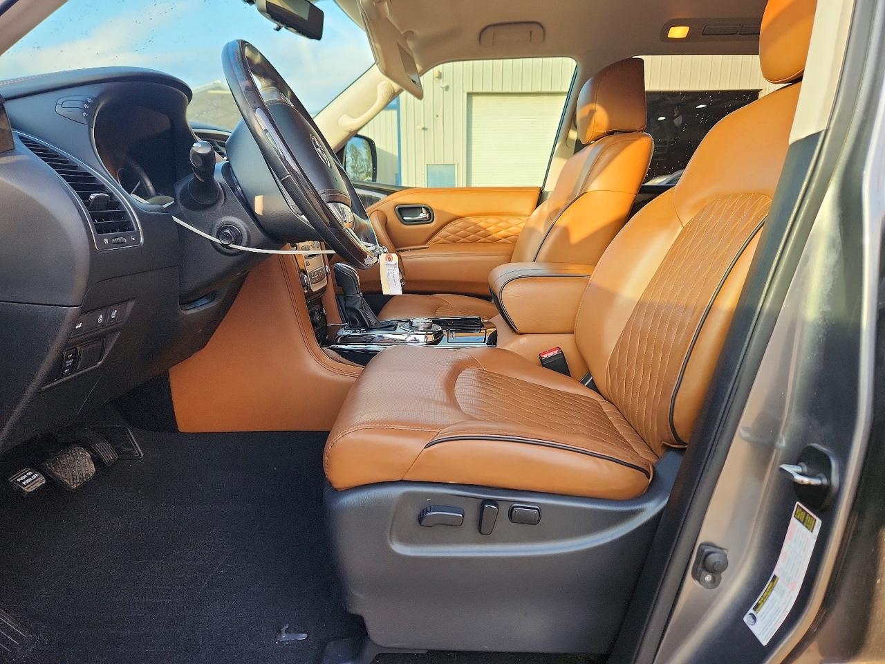 2018 INFINITI QX80 BASE photo 19