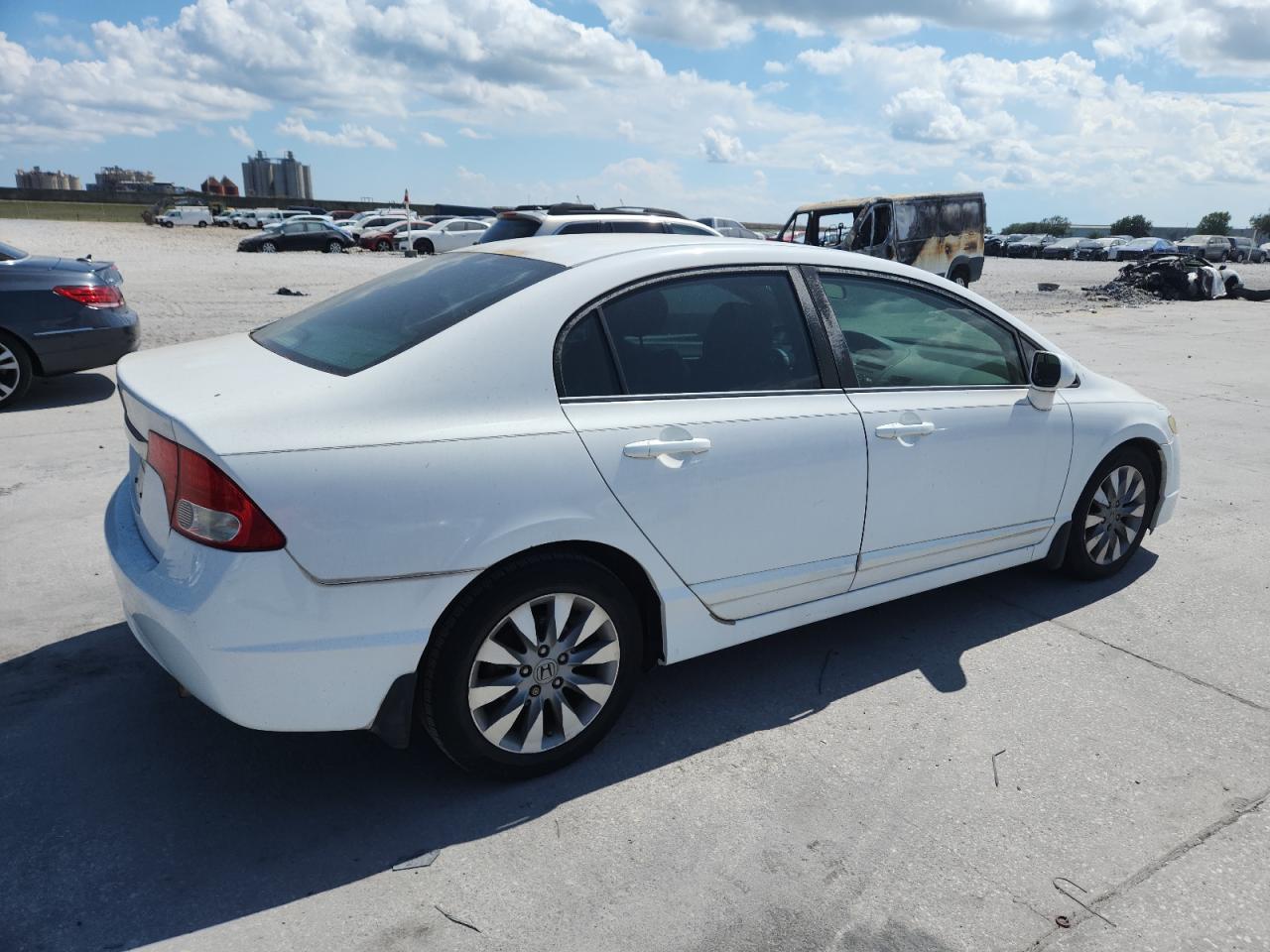 2010 HONDA CIVIC EXL photo 5