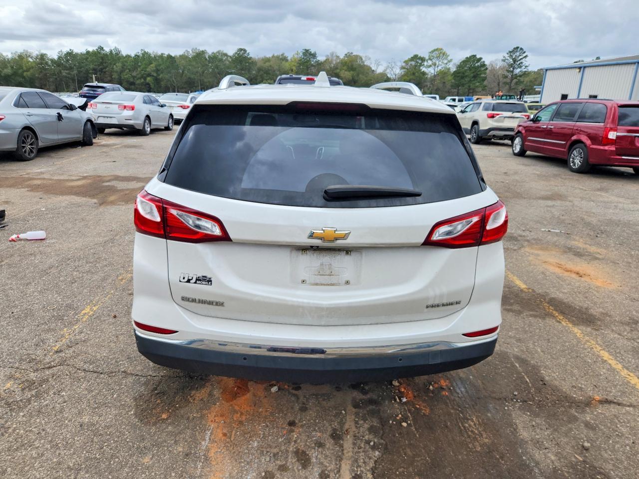 2020 CHEVROLET EQUINOX PREMIER photo 11