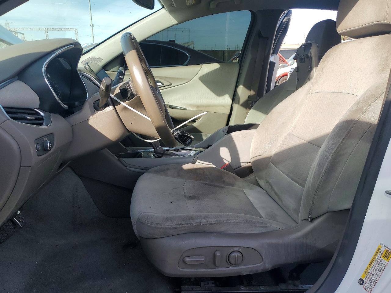 2016 CHEVROLET MALIBU LT photo 13