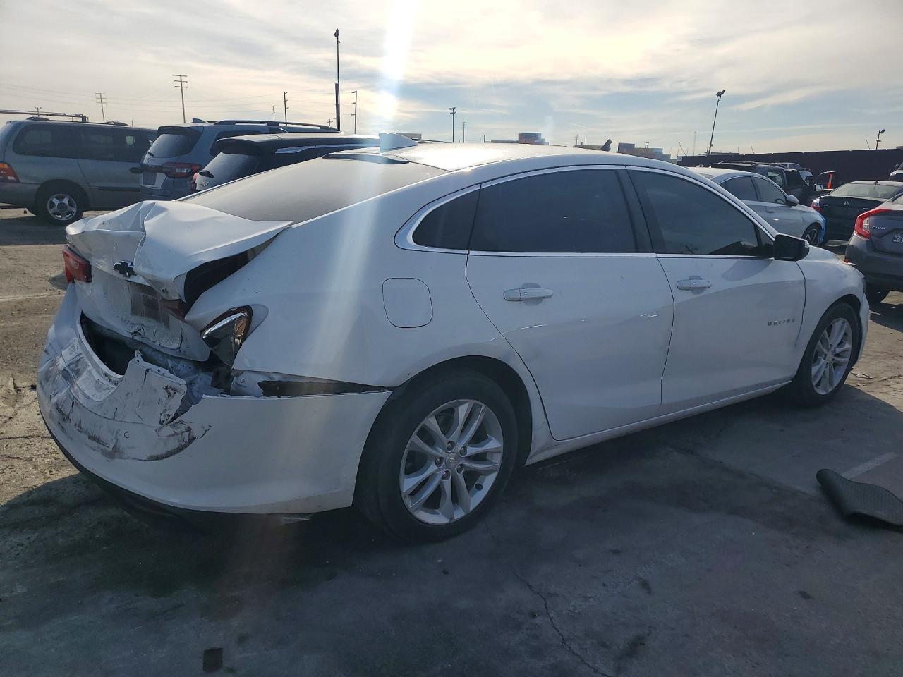 2016 CHEVROLET MALIBU LT photo 5