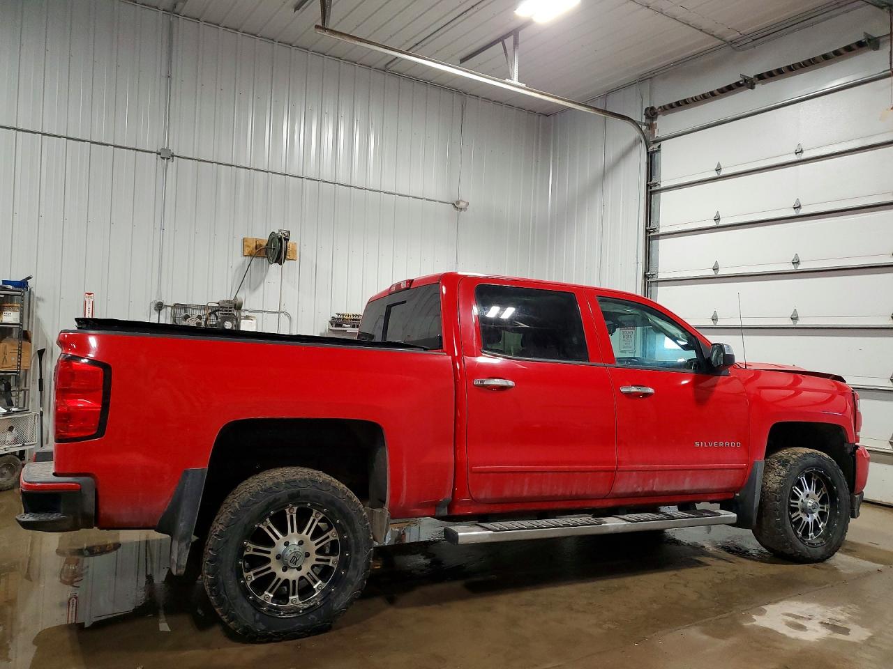 2016 CHEVROLET SILVERADO K1500 LT photo 3