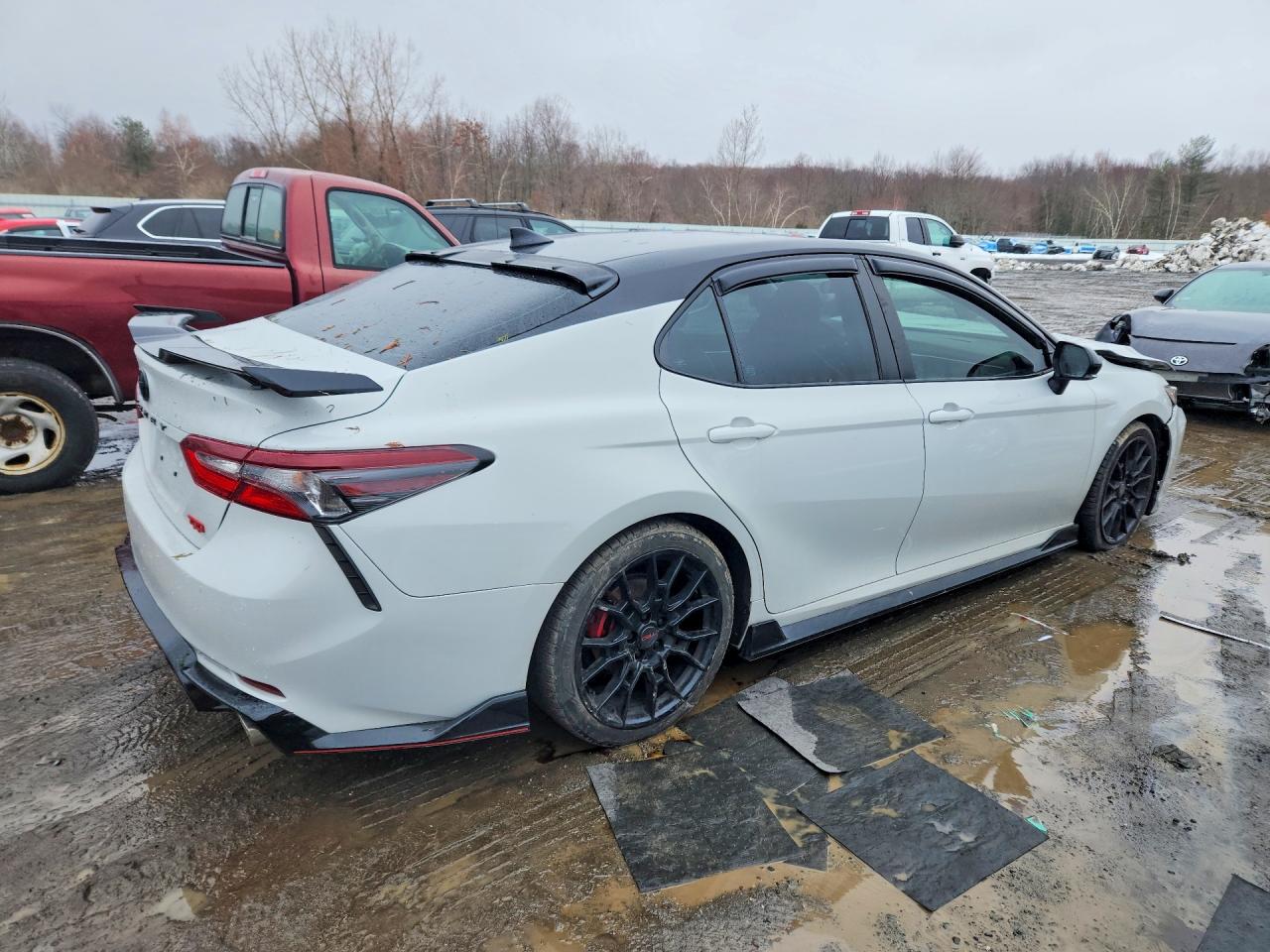 2021 TOYOTA CAMRY TRD photo 3