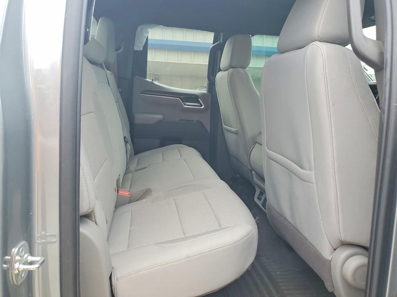 2025 CHEVROLET SILVERADO K1500 LT photo 10
