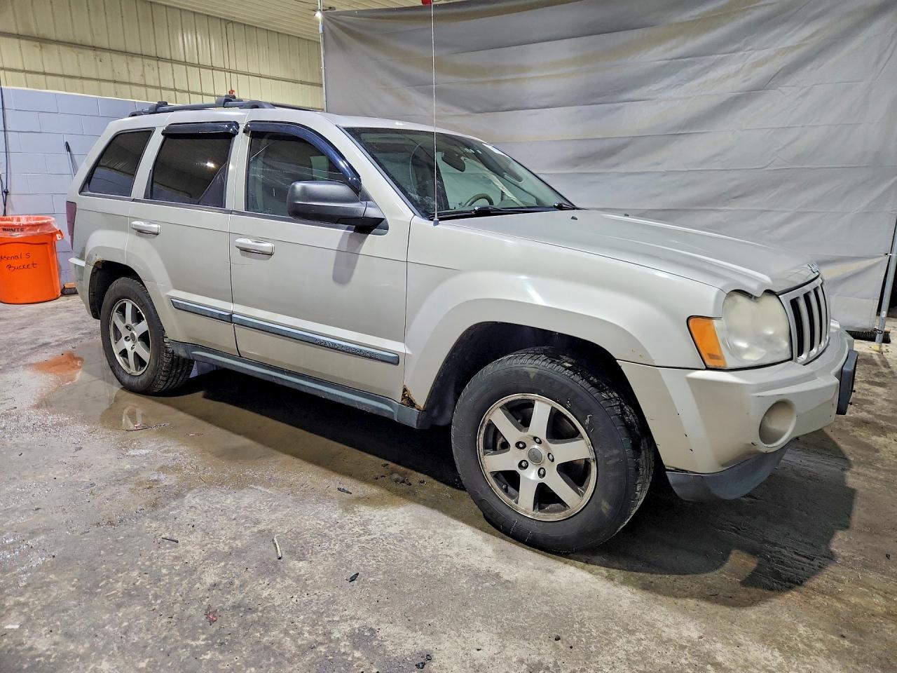 2007 JEEP GRAND CHEROKEE LAREDO photo 7