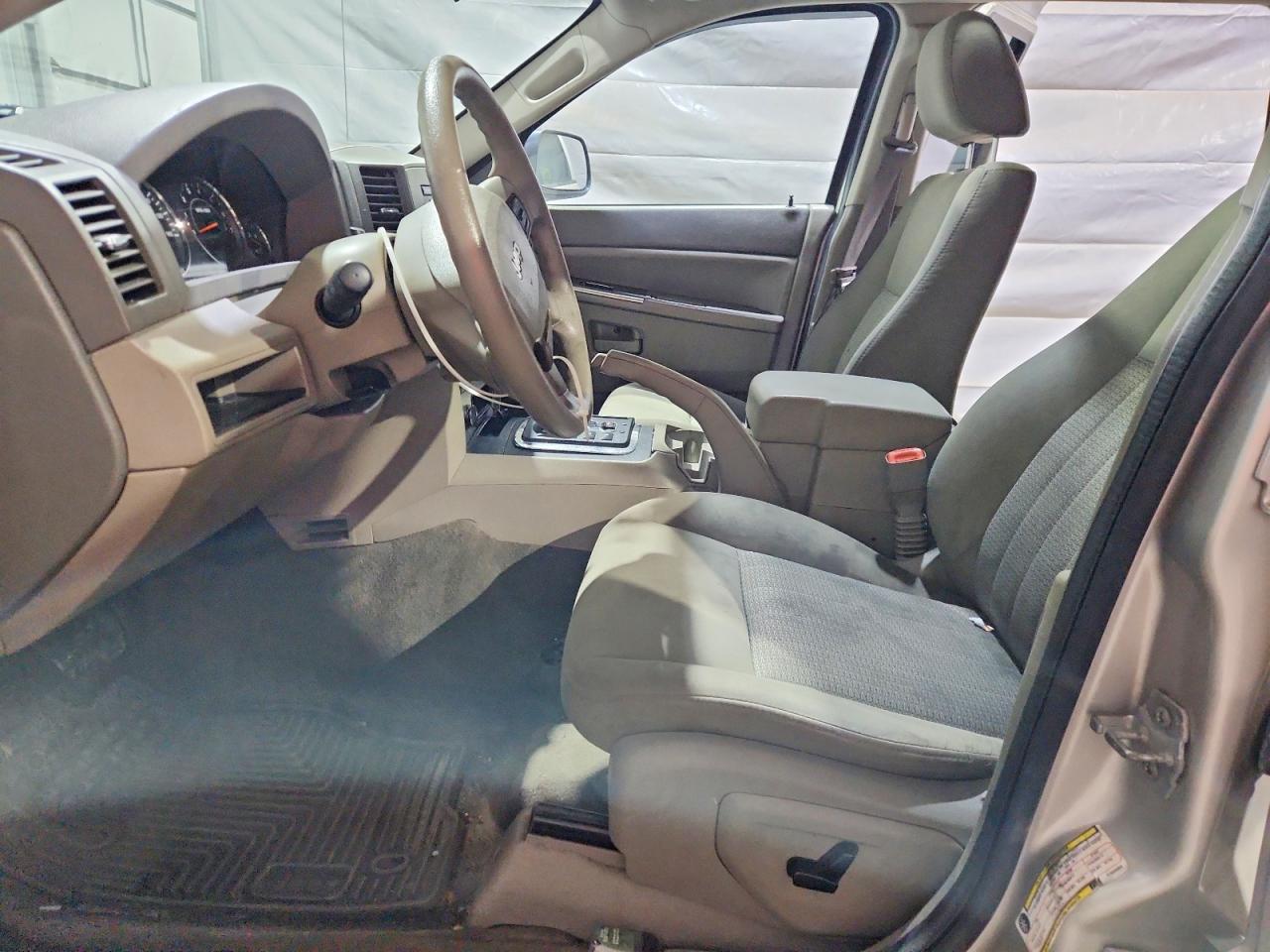 2007 JEEP GRAND CHEROKEE LAREDO photo 13
