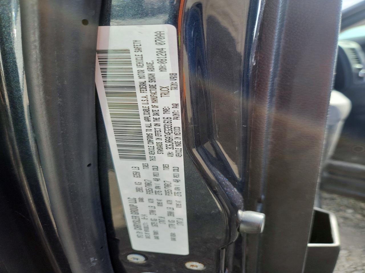 2014 RAM 1500 ST photo 23