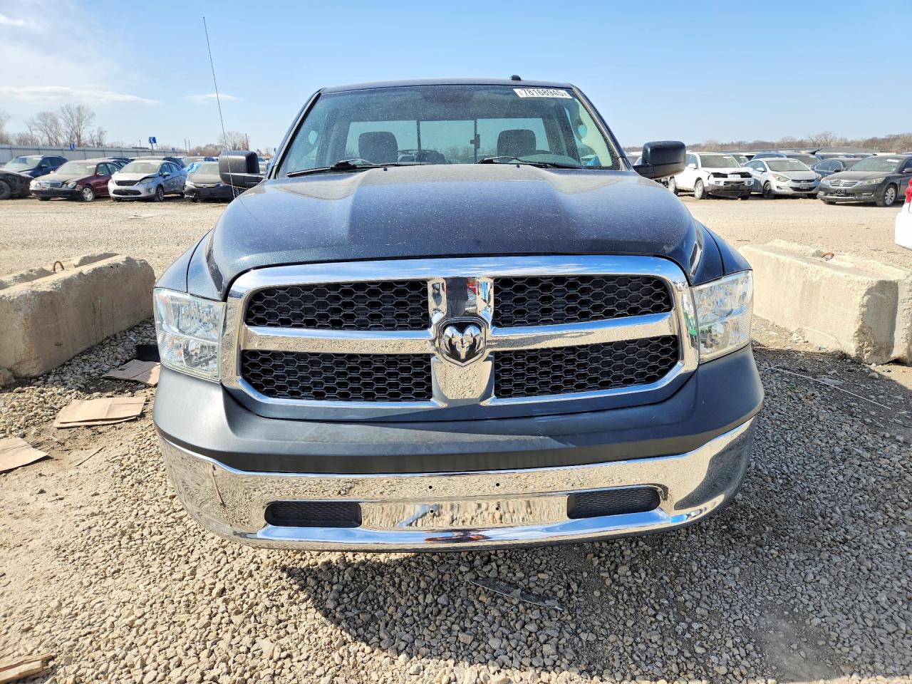2014 RAM 1500 ST photo 9
