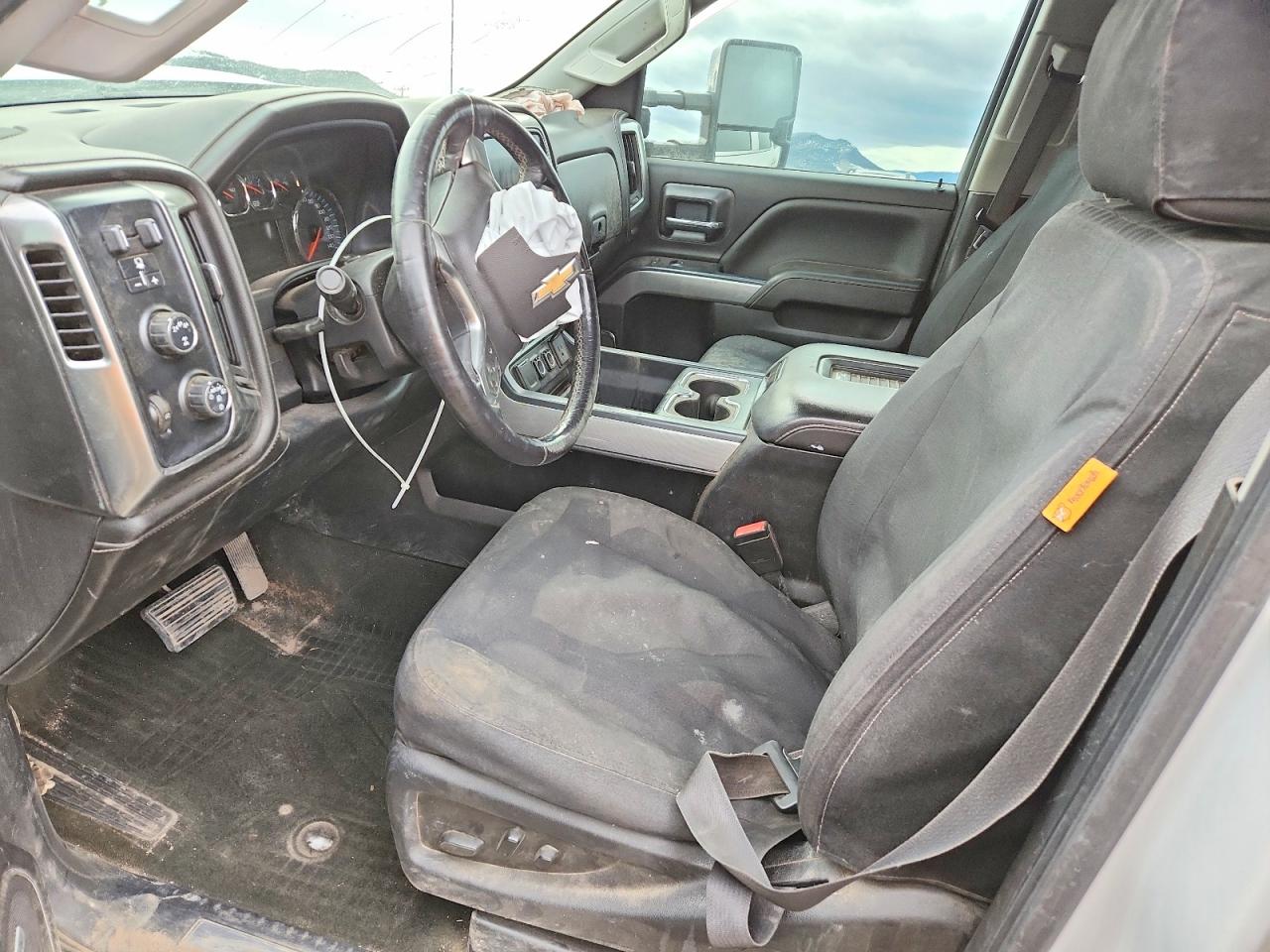 2017 CHEVROLET SILVERADO K2500 HEAVY DUTY LTZ photo 13