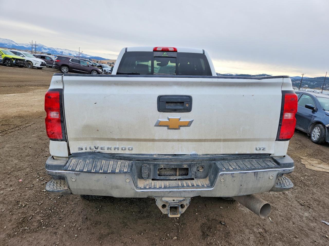 2017 CHEVROLET SILVERADO K2500 HEAVY DUTY LTZ photo 11