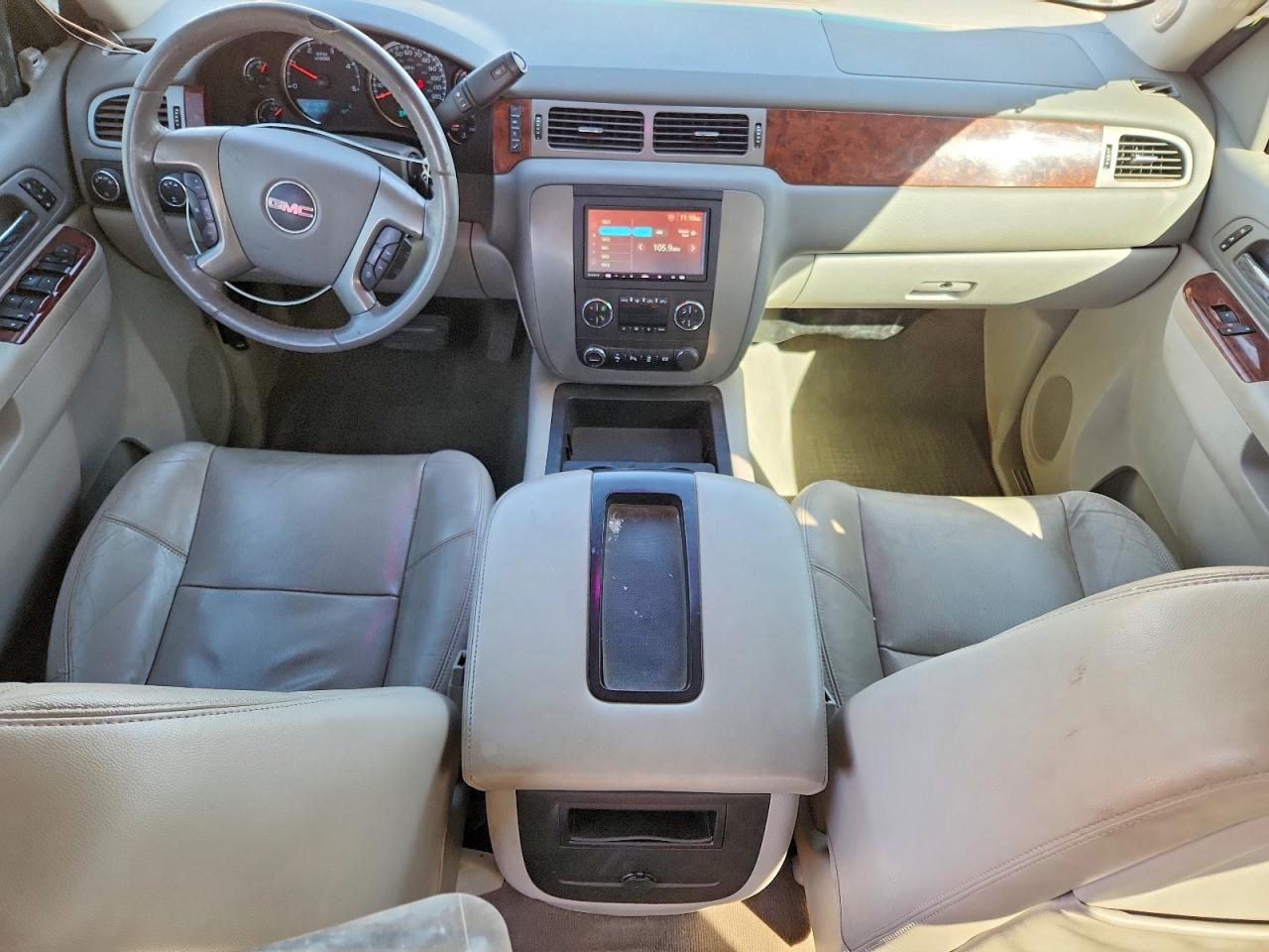 2014 GMC SIERRA K2500 SLT photo 8