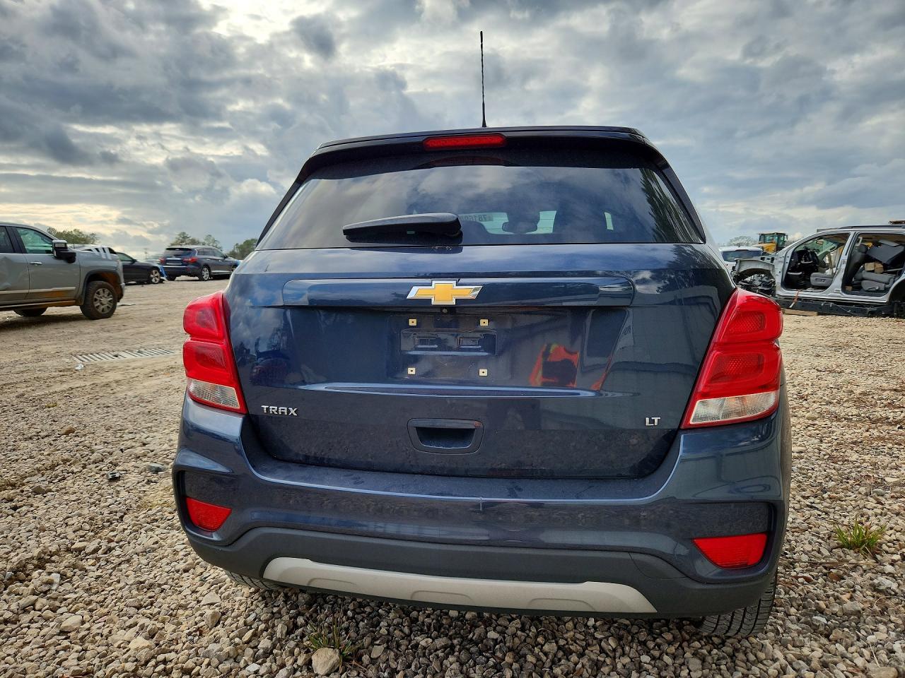 2019 CHEVROLET TRAX 1LT photo 11