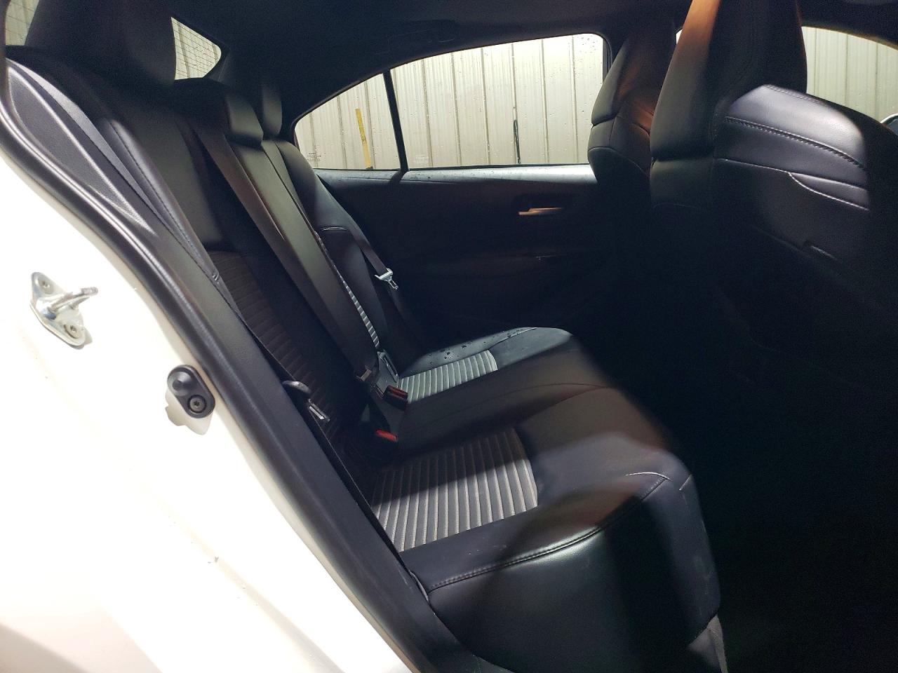 2020 TOYOTA COROLLA XSE photo 19