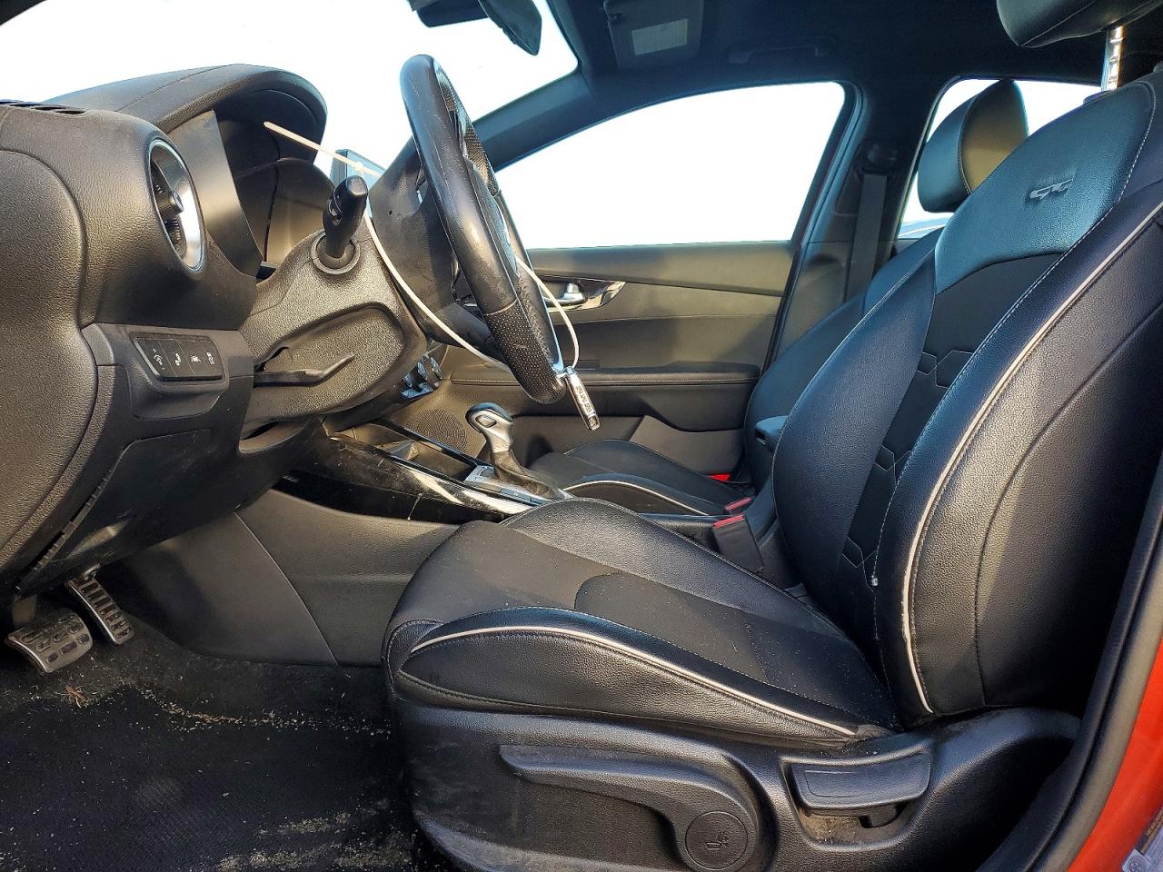 2020 KIA FORTE GT LINE photo 7