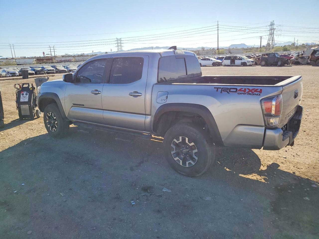 2021 TOYOTA TACOMA DOUBLE CAB photo 2