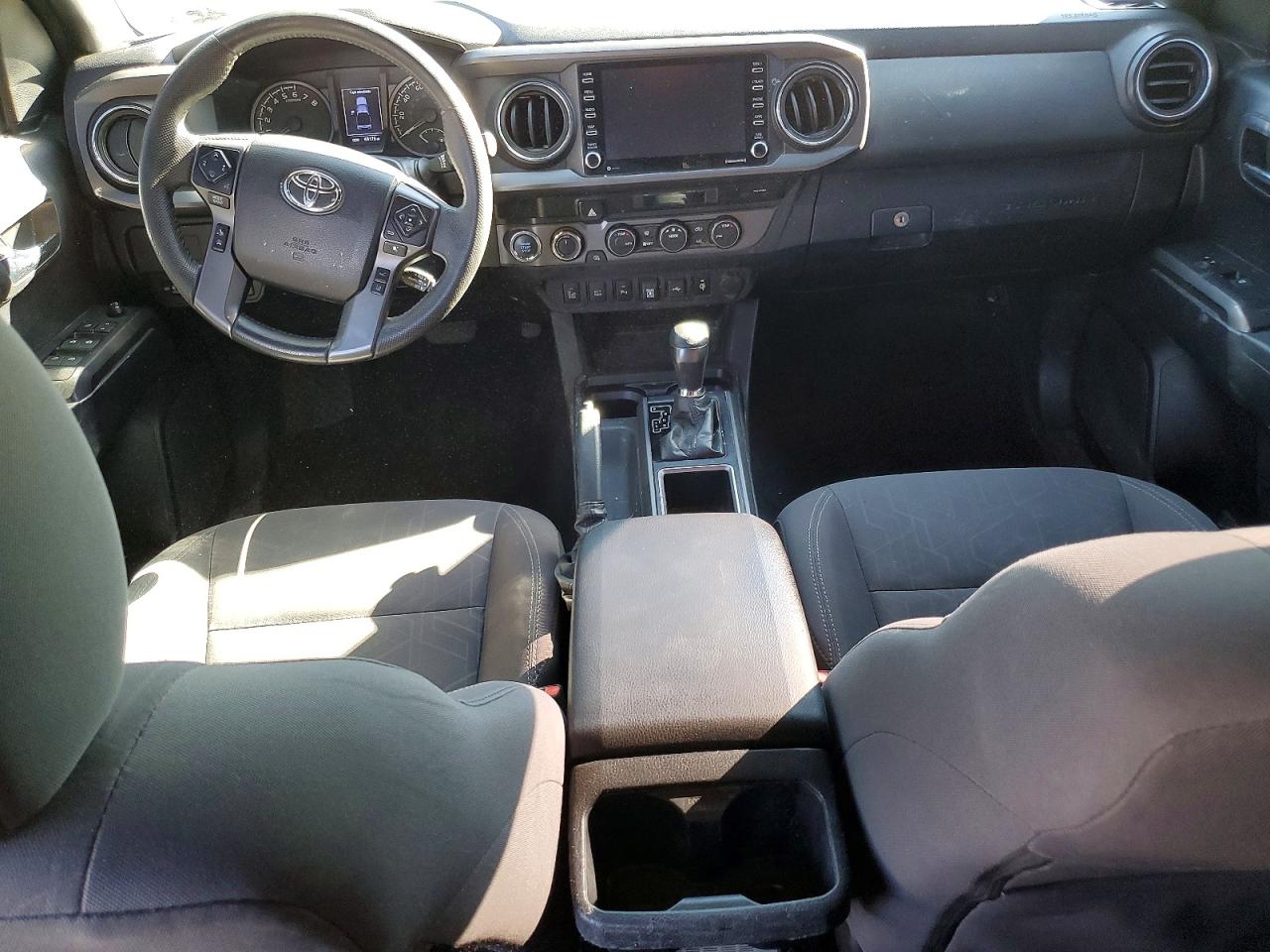 2021 TOYOTA TACOMA DOUBLE CAB photo 8