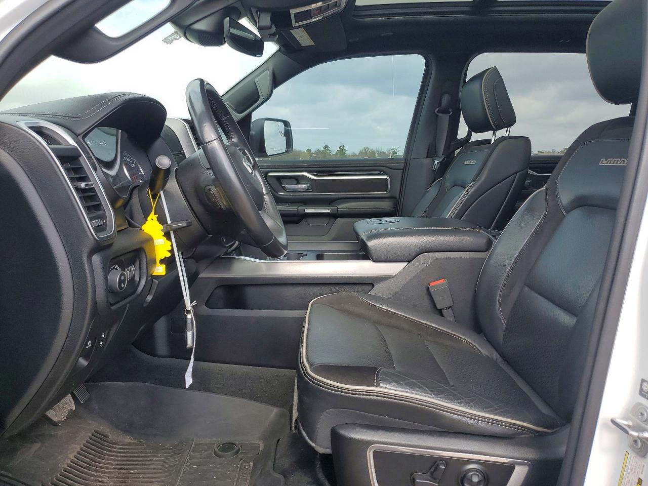 2021 RAM 1500 LARAMIE photo 13