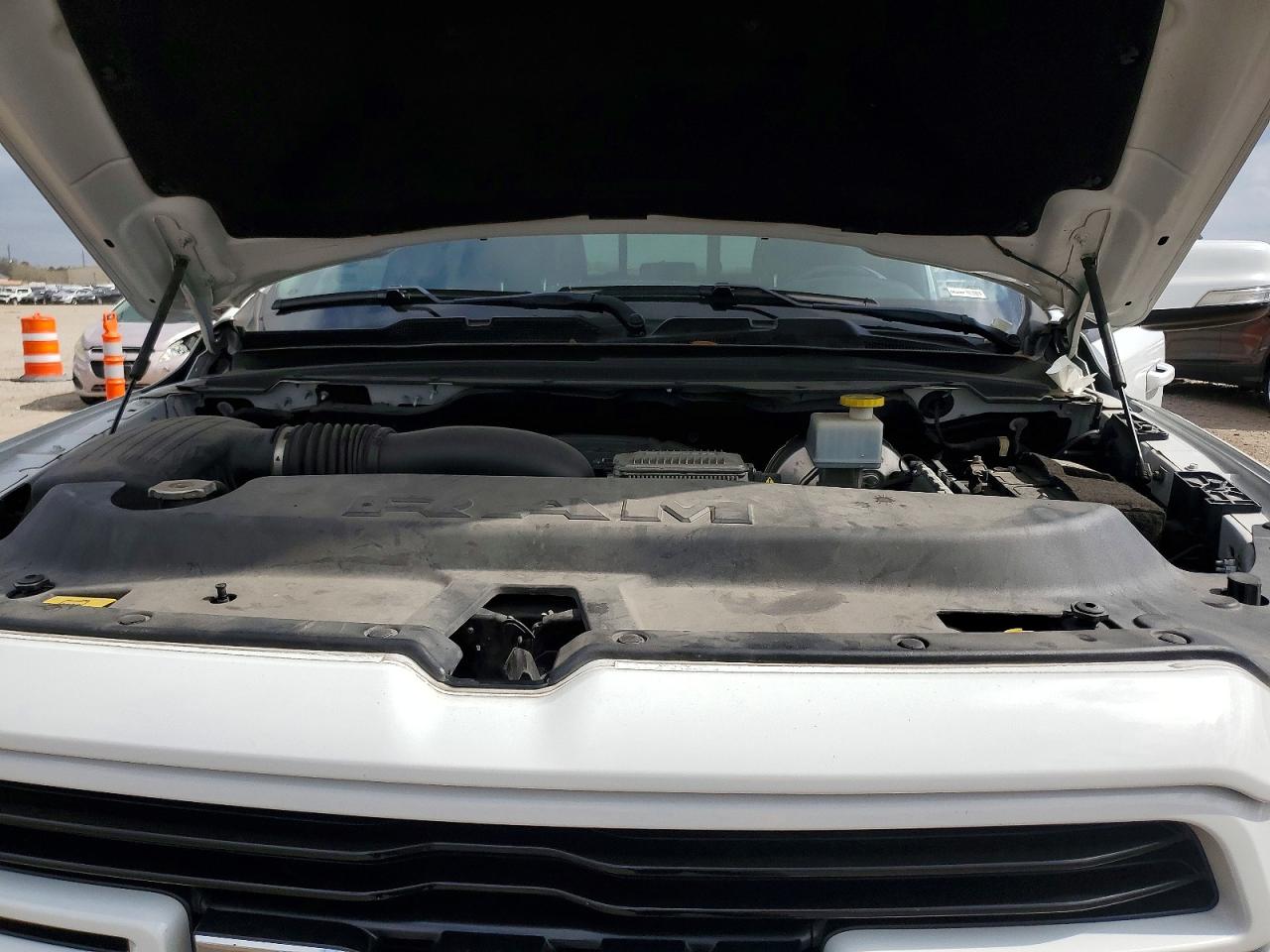 2021 RAM 1500 LARAMIE photo 21