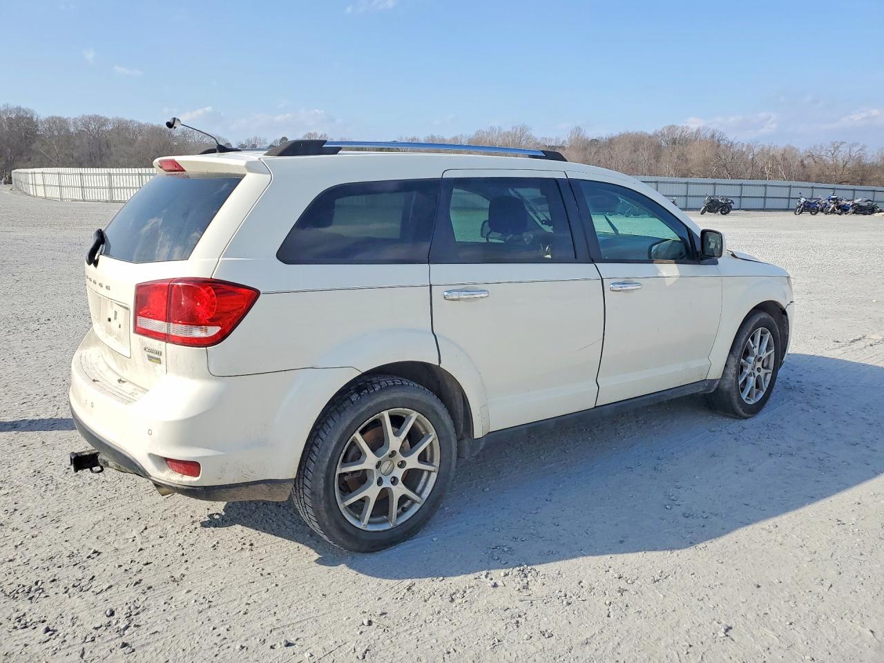 2012 DODGE JOURNEY CREW photo 3