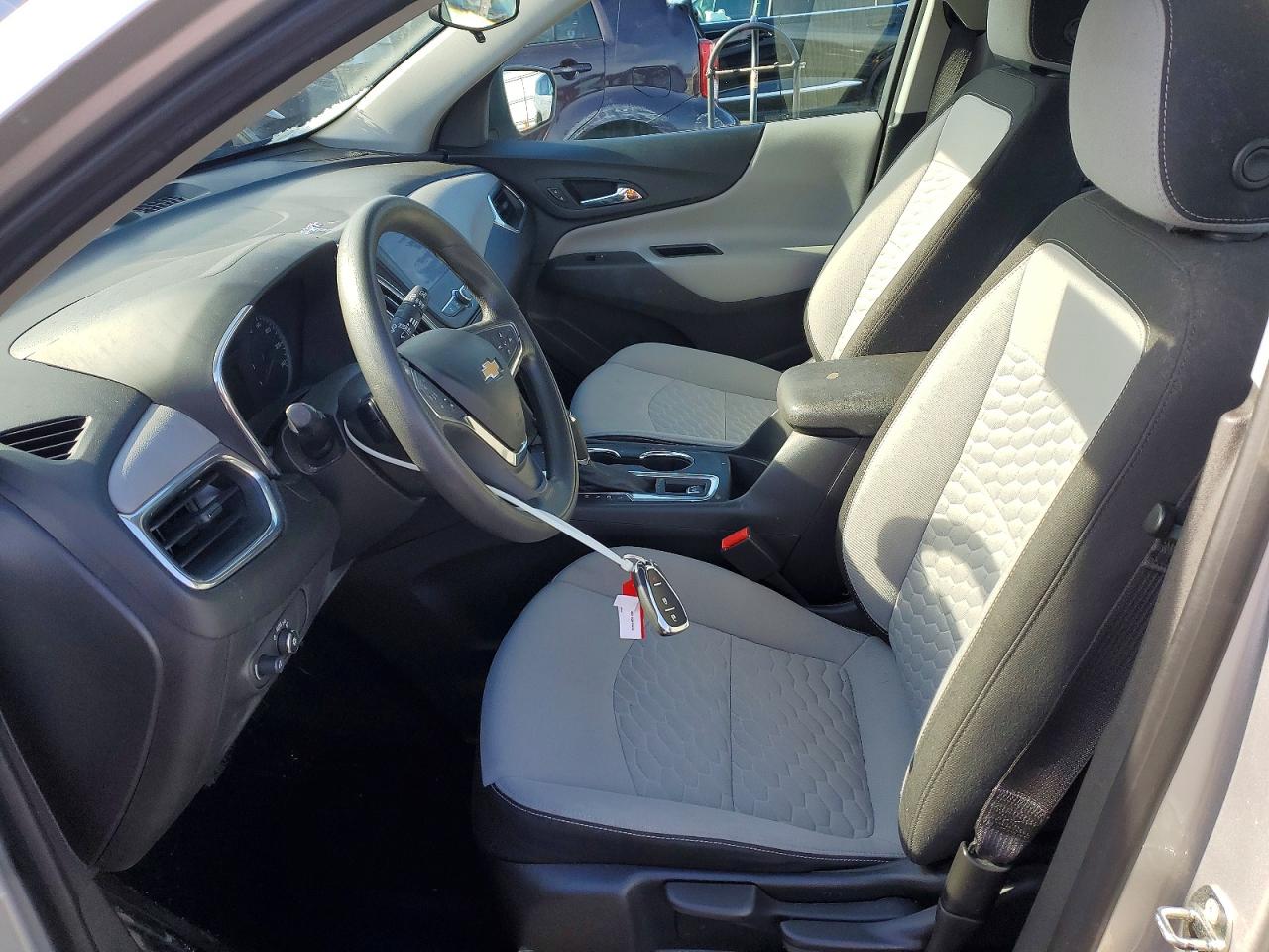 2020 CHEVROLET EQUINOX LS photo 13