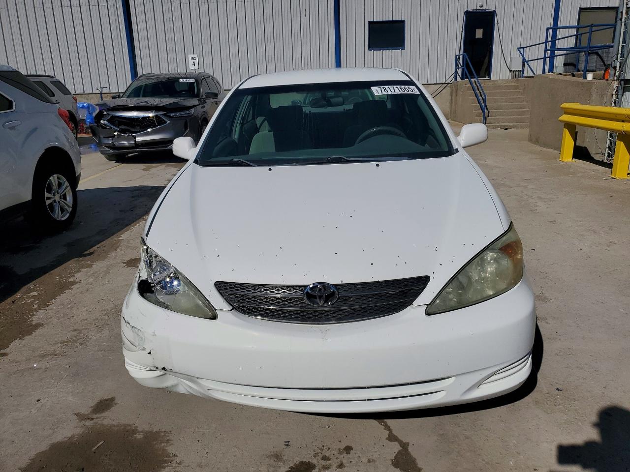 2002 TOYOTA CAMRY LE photo 5