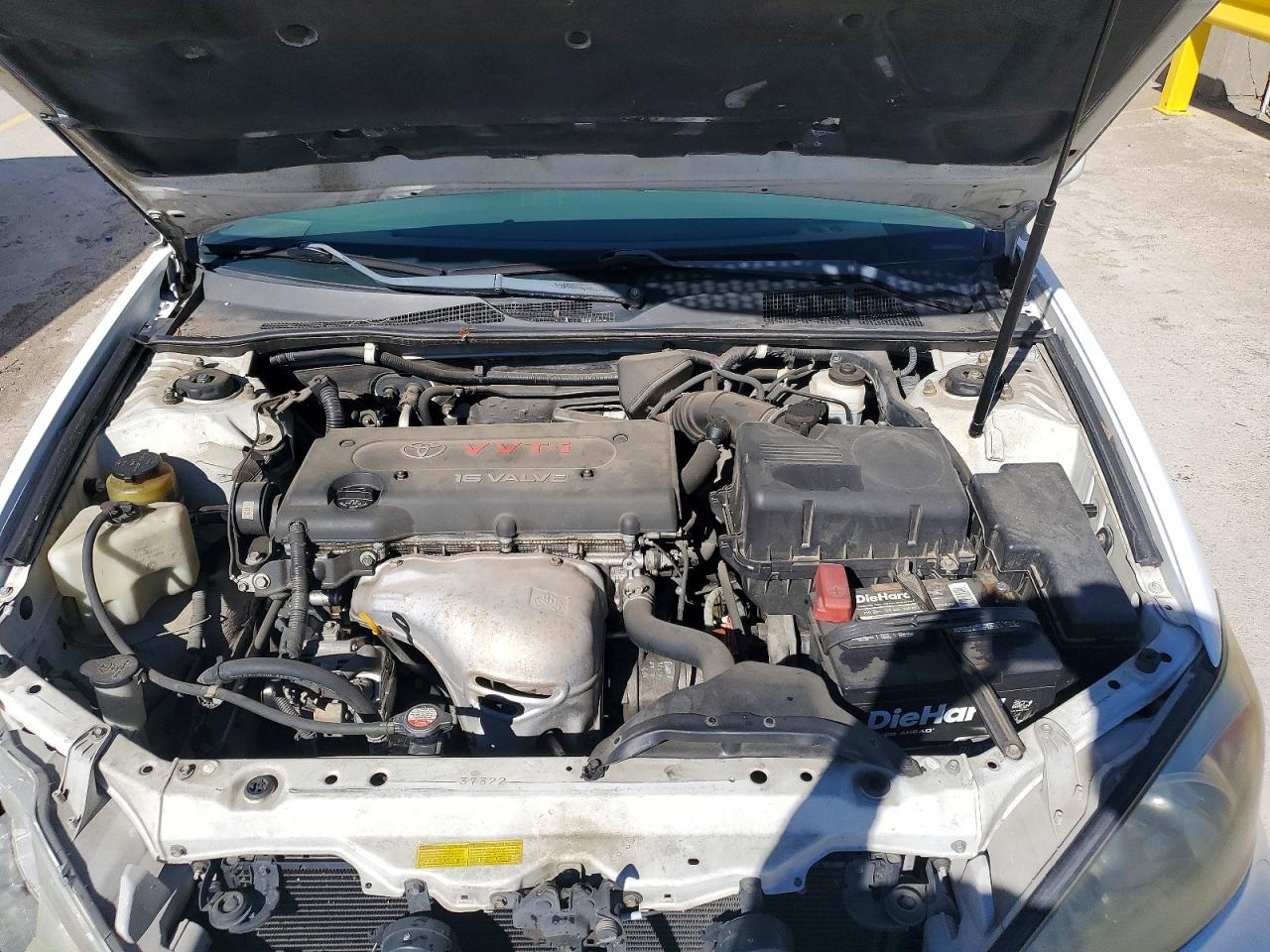 2002 TOYOTA CAMRY LE photo 11