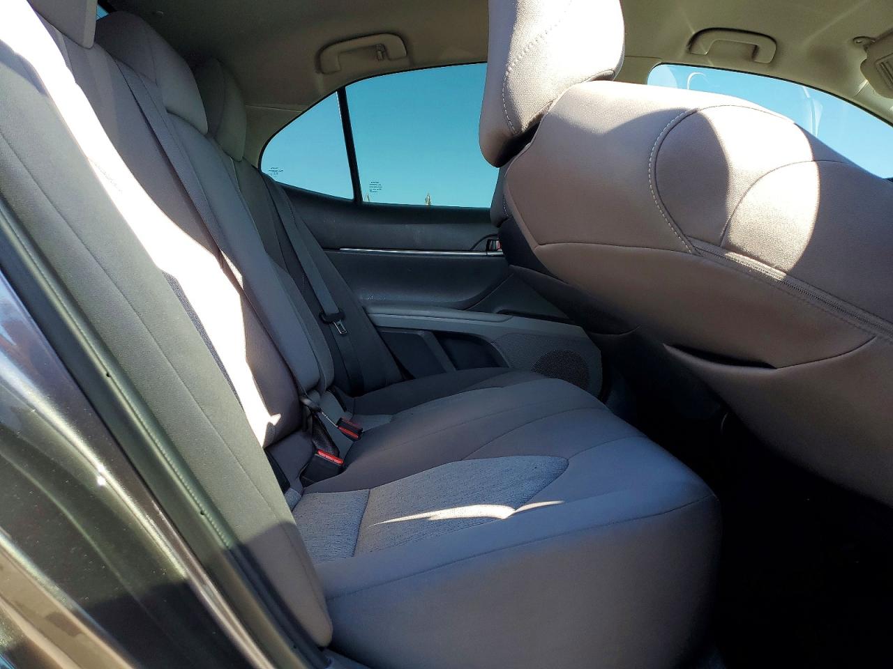 2024 TOYOTA CAMRY LE photo 10