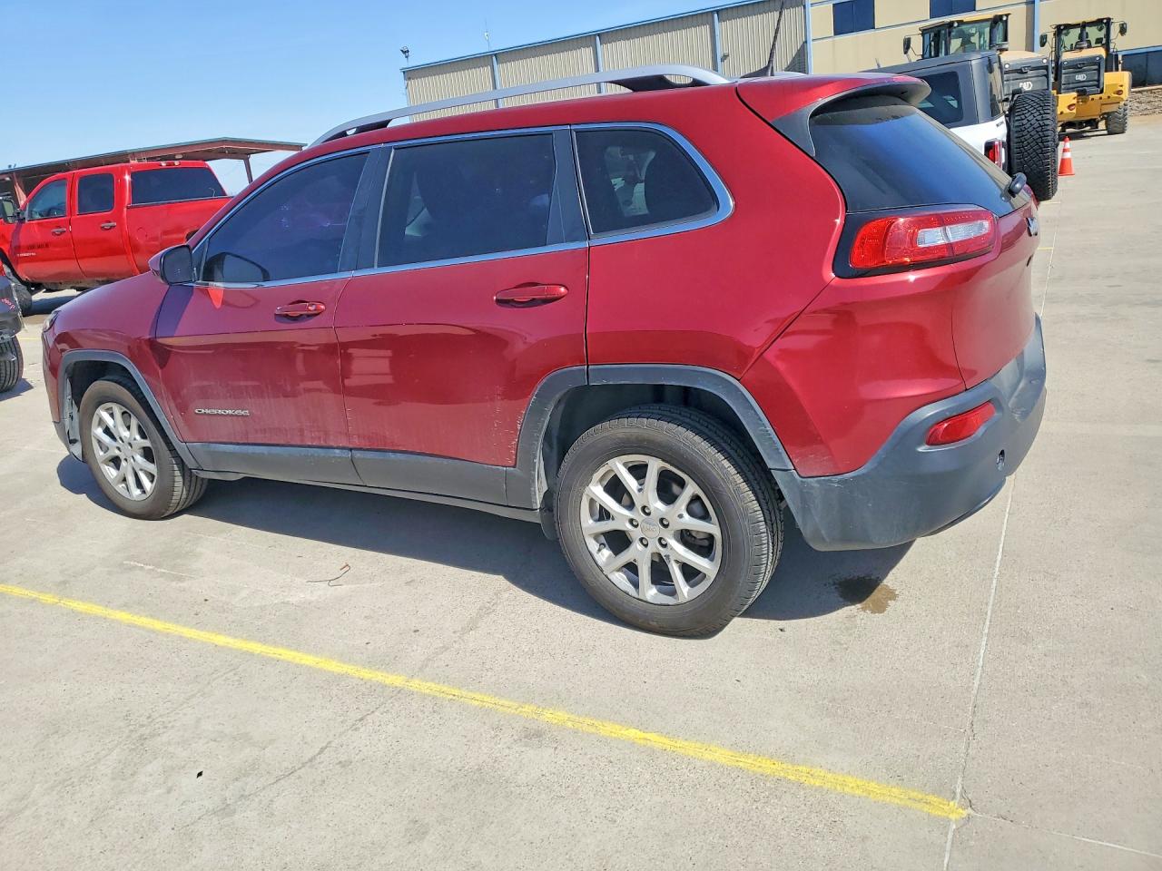 2017 JEEP CHEROKEE LATITUDE photo 3