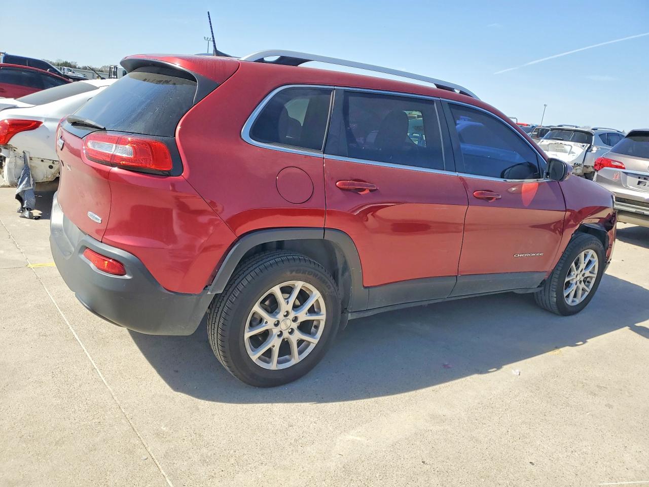 2017 JEEP CHEROKEE LATITUDE photo 5