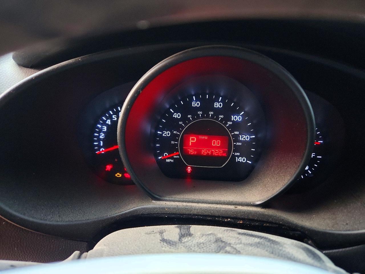 2016 KIA SOUL + photo 17