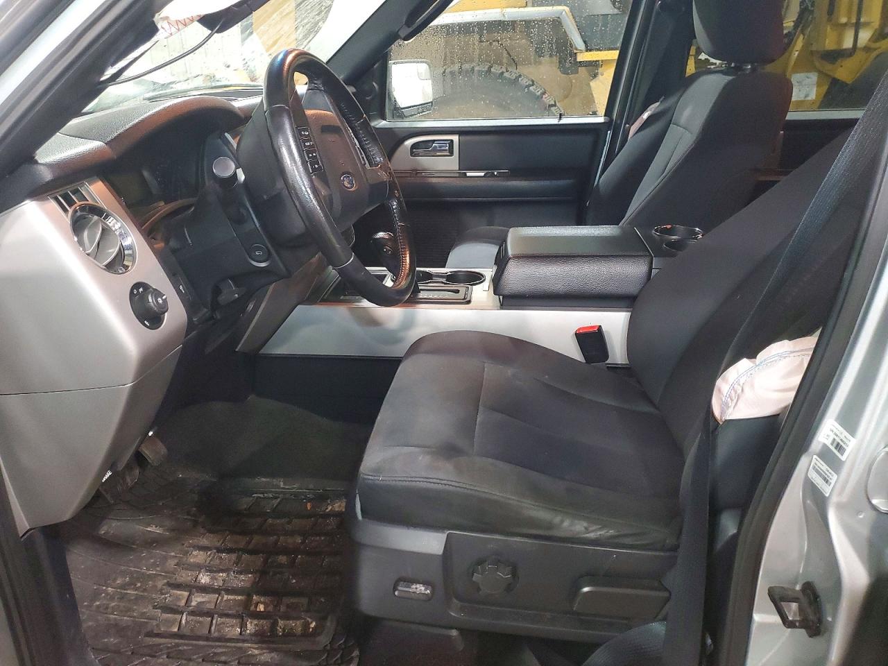 2016 FORD EXPEDITION EL XLT photo 13