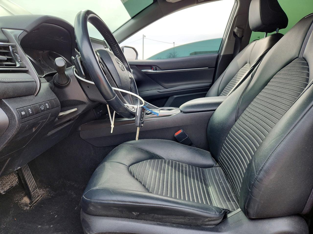 2021 TOYOTA CAMRY SE photo 7