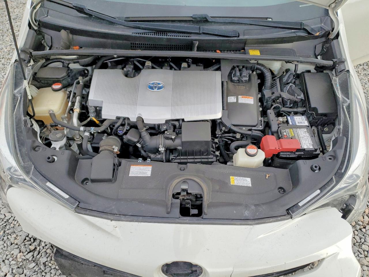 2016 TOYOTA PRIUS photo 11