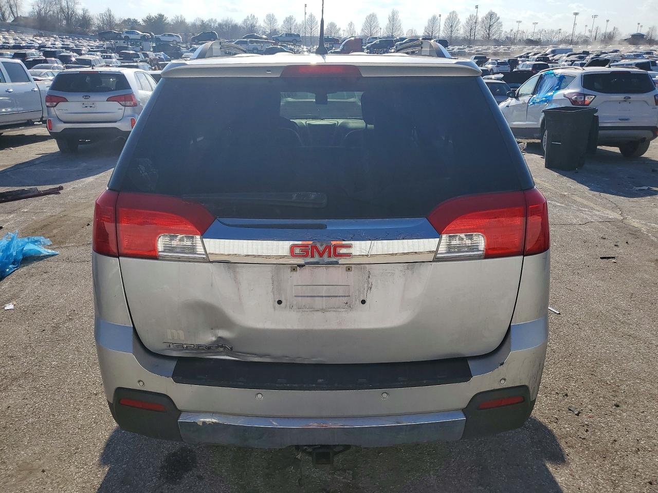 2012 GMC TERRAIN SLT photo 11